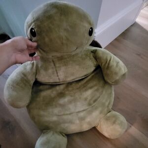 Cloud B Turtle Chair